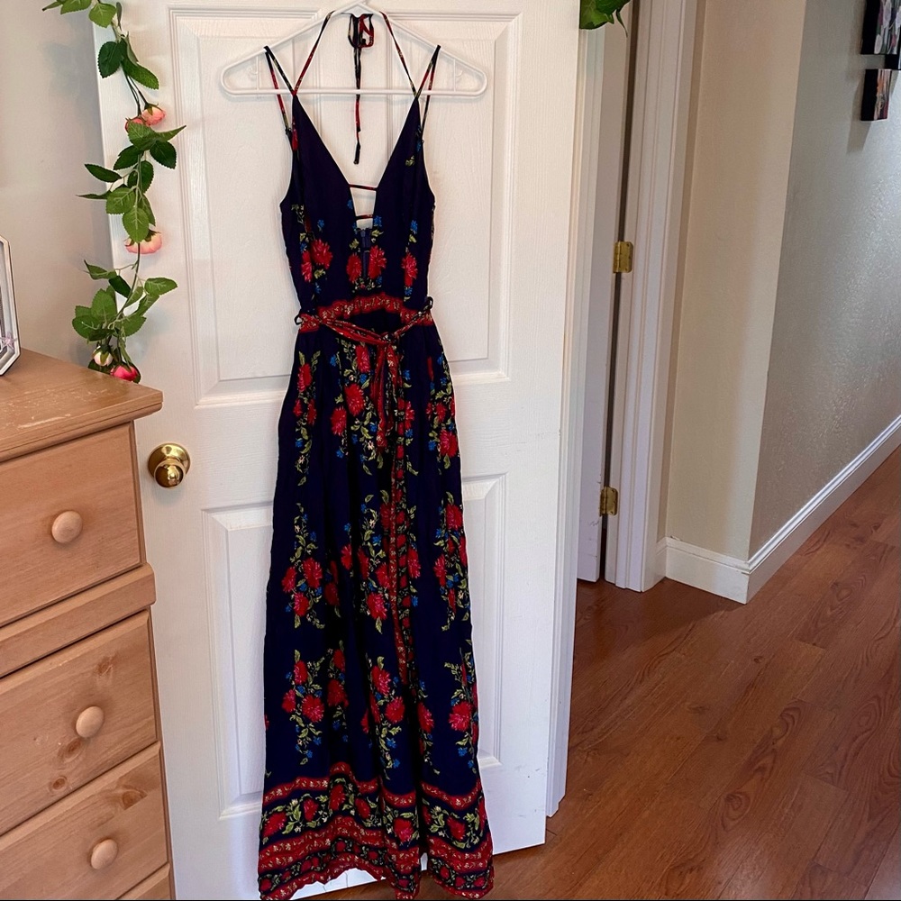 Navy Red Floral Miss Avenue Maxi Dress